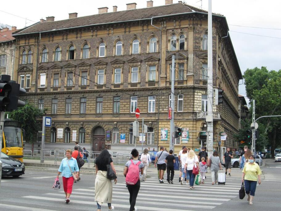 Lavender Apartment Near Heroes' Square & Puskas Stadium Budapeszt Zewnętrze zdjęcie